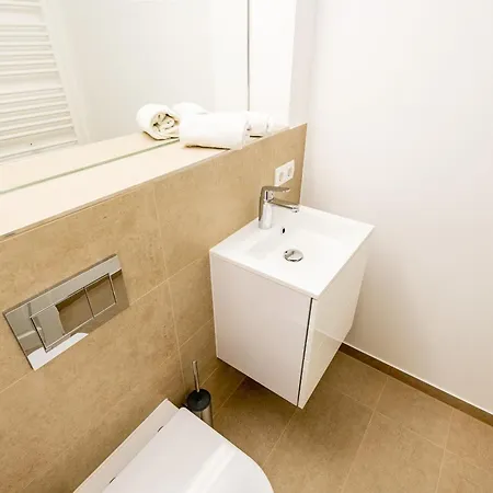 Erich Johannsen Wai Whg 4