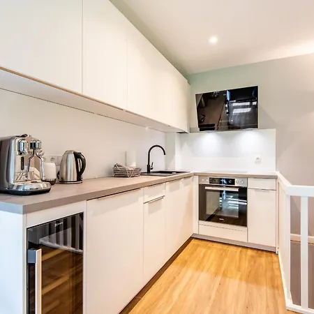 Erich Johannsen Wai Whg 4 *